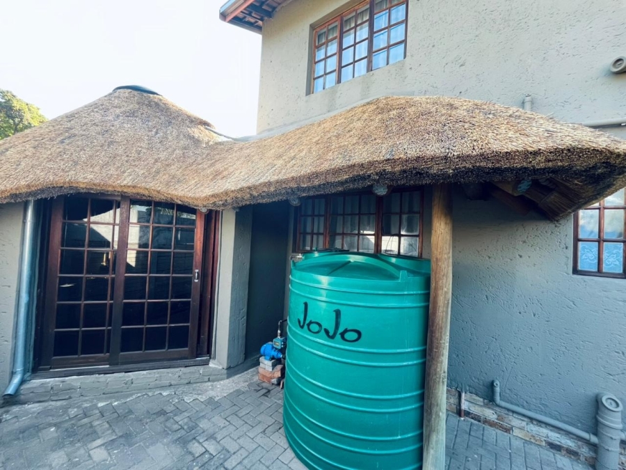 4 Bedroom Property for Sale in Oos Einde North West